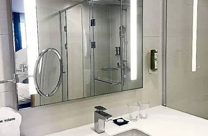 Hotel Avani