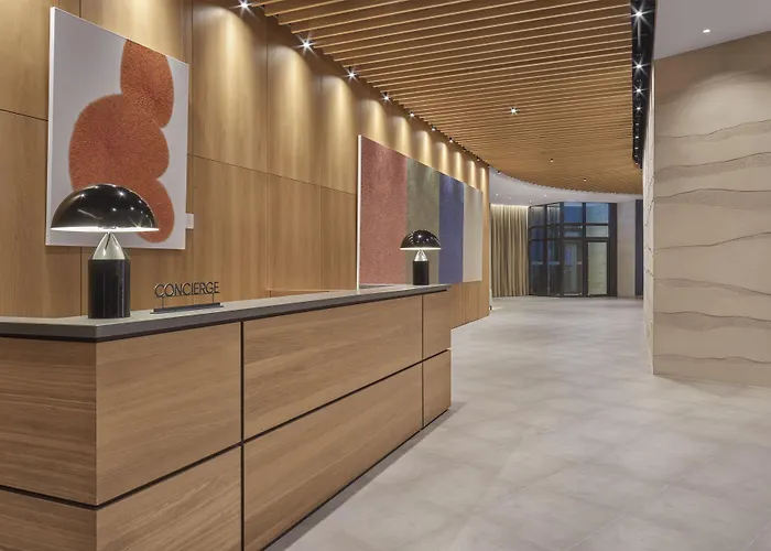 Hotel Avani 4*