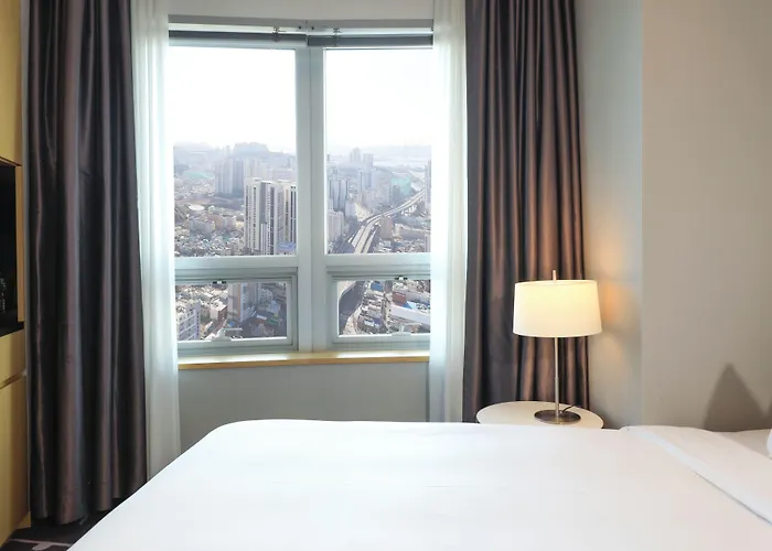 Avani 4*